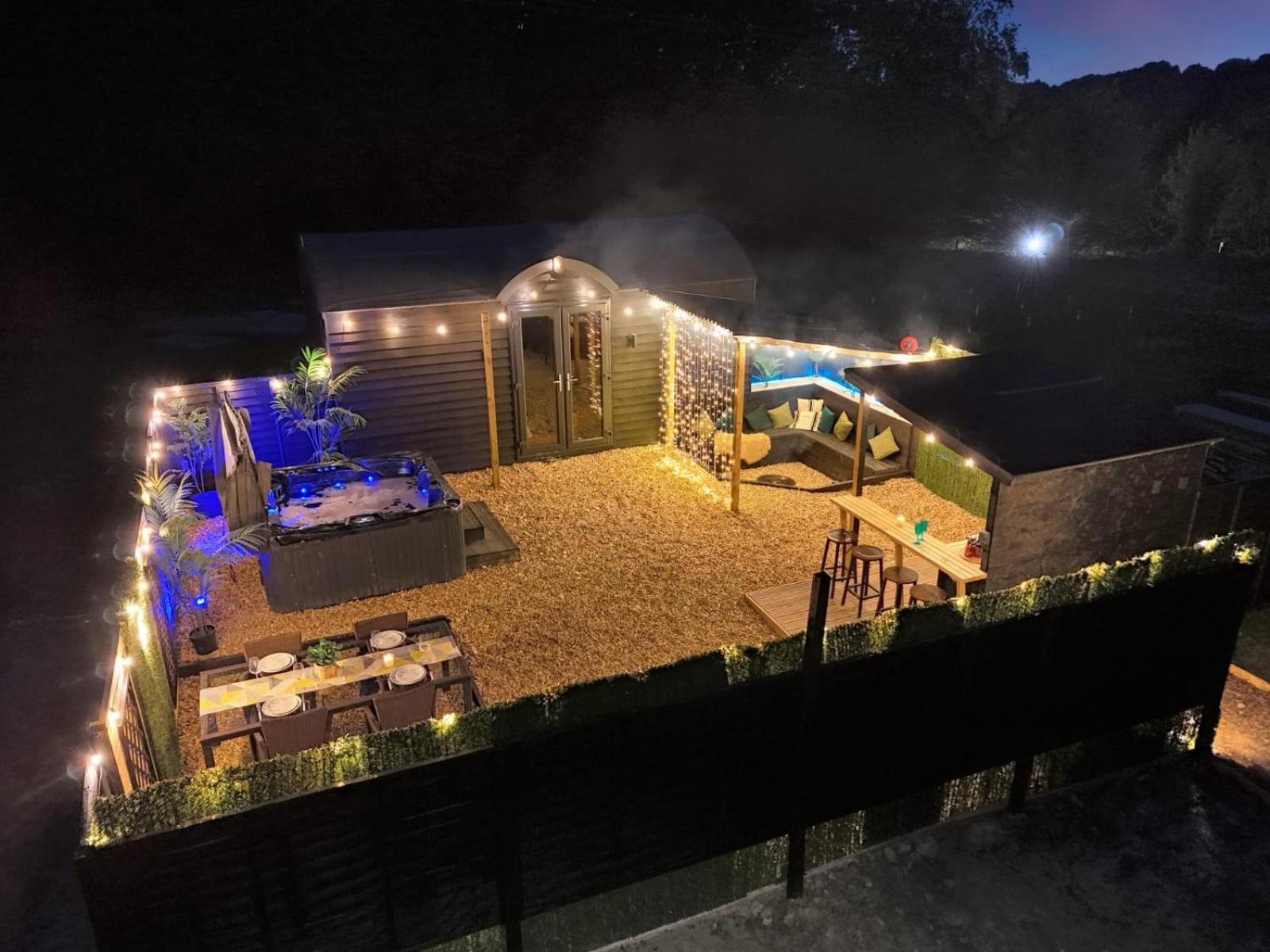 The Lodge At The Outside Inn Mountfield 外观 照片